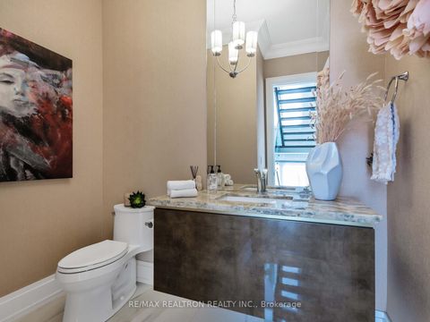 Photo 17 at 10 Malaren Road, Maple, Vaughan