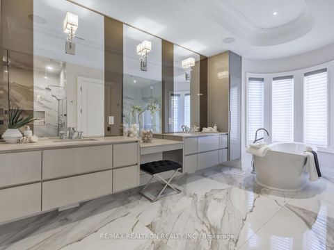 Photo 23 at 10 Malaren Road, Maple, Vaughan