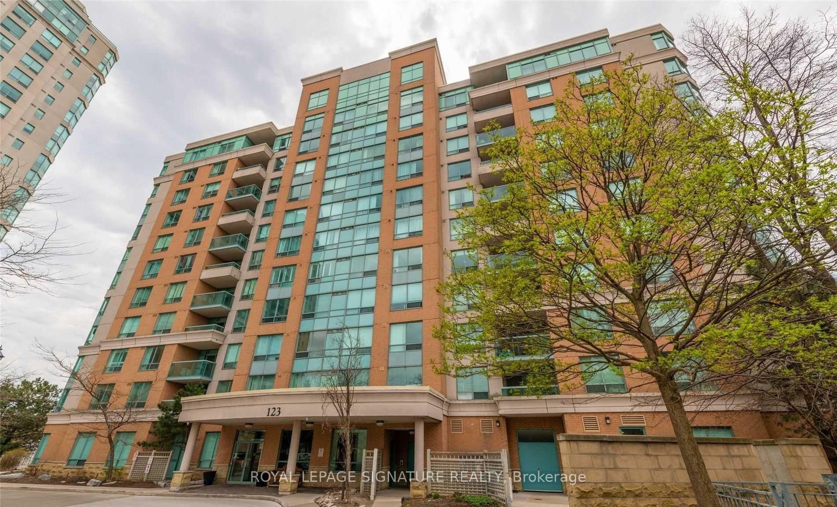 LL70 - 123 Omni Drive, Bendale, Toronto 
