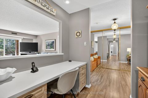 Photo 3 at 124 - 10 Coulter Street, Sunnidale, Barrie