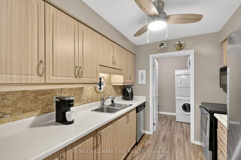 Photo 4 at 124 - 10 Coulter Street, Sunnidale, Barrie