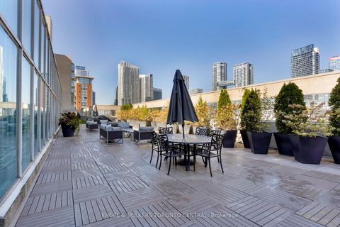 Photo 39 at 803E - 460 Queens Quay Way W, Waterfront Communities C1, Toronto