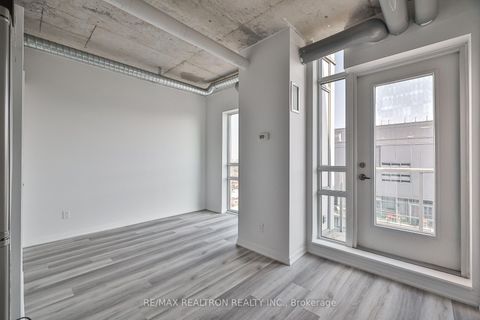 Photo 13 at 2005 - 150 Sudbury Street, Little Portugal, Toronto