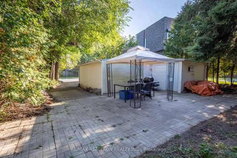 Photo 5 at 520 North Lake Road, Oak Ridges Lake Wilcox, Richmond Hill