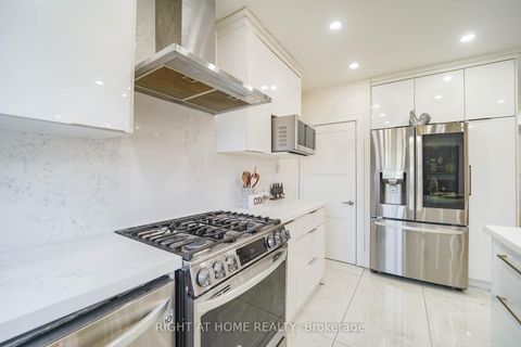 Photo 6 at 174 Aylesworth Avenue, Cliffside, Toronto