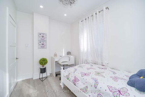 Photo 16 at 174 Aylesworth Avenue, Cliffside, Toronto