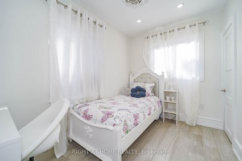 Photo 17 at 174 Aylesworth Avenue, Cliffside, Toronto