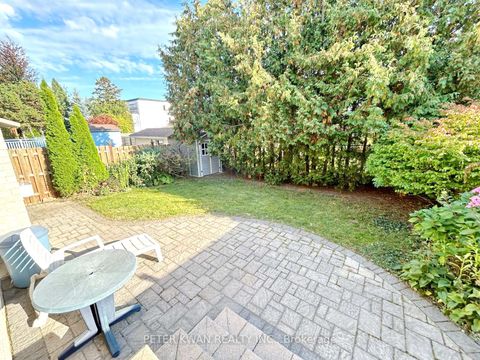 Photo 38 at 231 Pinewood Drive, Yorkhill, Vaughan