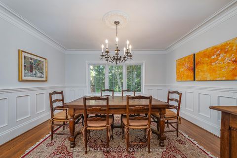 Photo 9 at 223 Riverside Drive, Swansea, Toronto