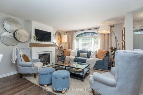 Photo 3 at 139 Columbia Road, Holly, Barrie