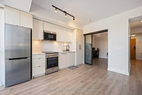 Photo 8 at 705 - 2369 Danforth Avenue, Danforth, Toronto