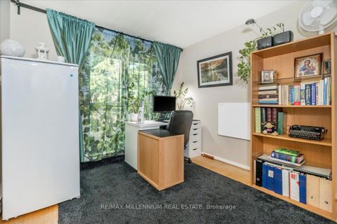 Photo 13 at 14 - 25 Pebble Byway, Hillcrest Village, Toronto
