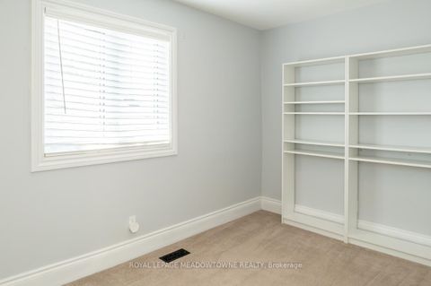 Photo 19 at 17 Kersdale Avenue, Eglinton West, Toronto Photo 19 at 17 Kersdale Avenue, Eglinton West, Toronto