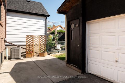 Photo 33 at 17 Kersdale Avenue, Eglinton West, Toronto