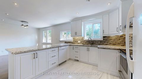 Photo 9 at 47 Commons Drive, Sullivan, Toronto Photo 9 at 47 Commons Drive, Sullivan, Toronto