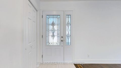 Photo 21 at 47 Commons Drive, Sullivan, Toronto
