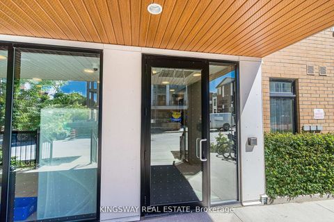 Photo 2 at 304 - 120 Canon Jackson Drive, Amesbury, Toronto