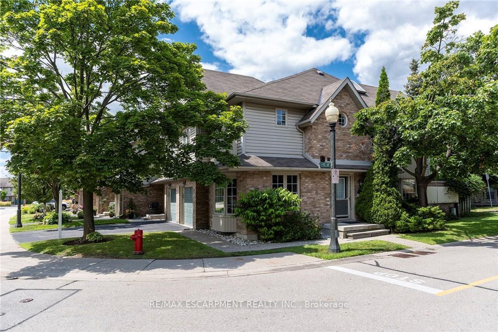 74 - 3333 New Street, Roseland, Burlington 