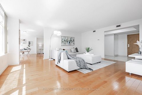 Photo 14 at 501 - 900 Yonge Street, Annex, Toronto