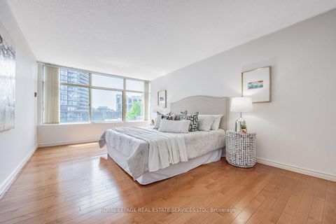 Photo 16 at 501 - 900 Yonge Street, Annex, Toronto