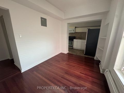Photo 19 at 22 Brad Street, Junction Area, Toronto