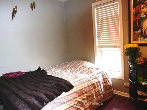 Photo 23 at 22 Brad Street, Junction Area, Toronto