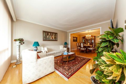 Photo 3 at 288 Hullmar Drive, Black Creek, Toronto