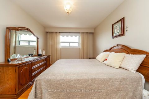 Photo 20 at 288 Hullmar Drive, Black Creek, Toronto