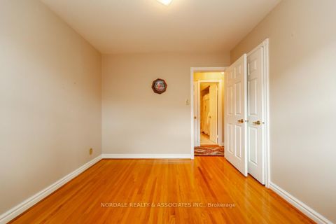 Photo 25 at 288 Hullmar Drive, Black Creek, Toronto