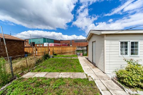 Photo 37 at 288 Hullmar Drive, Black Creek, Toronto