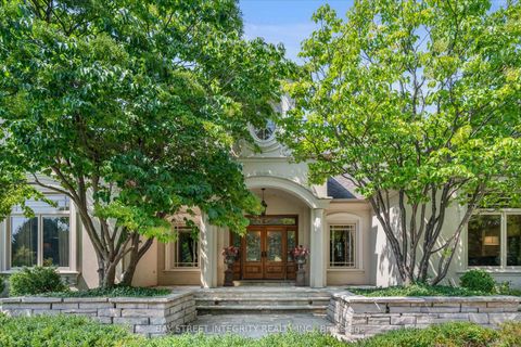 Photo 2 at 12 Alm Court, Aurora Estates, Aurora Photo 2 at 12 Alm Court, Aurora Estates, Aurora