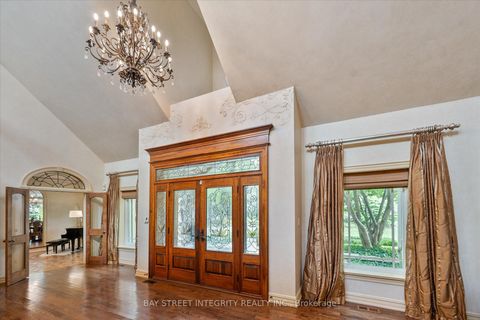 Photo 3 at 12 Alm Court, Aurora Estates, Aurora Photo 3 at 12 Alm Court, Aurora Estates, Aurora