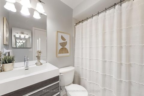 Photo 22 at 20 Rodeo Court, Newtonbrook West, Toronto