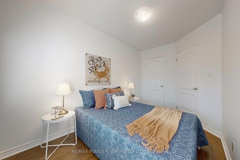 Photo 24 at 20 Rodeo Court, Newtonbrook West, Toronto