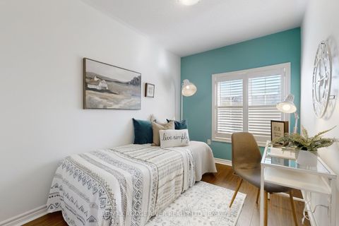 Photo 27 at 20 Rodeo Court, Newtonbrook West, Toronto