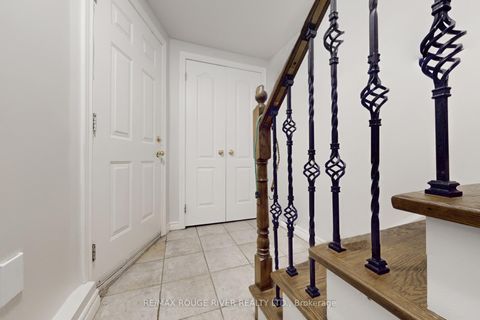 Photo 28 at 20 Rodeo Court, Newtonbrook West, Toronto