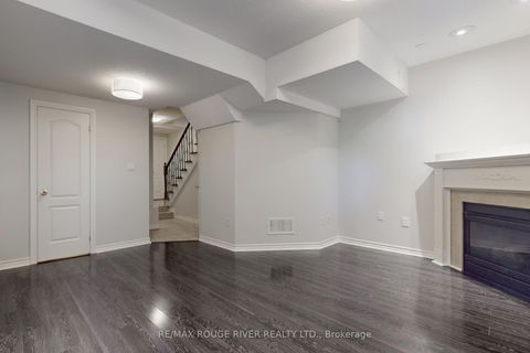 Photo 31 at 20 Rodeo Court, Newtonbrook West, Toronto