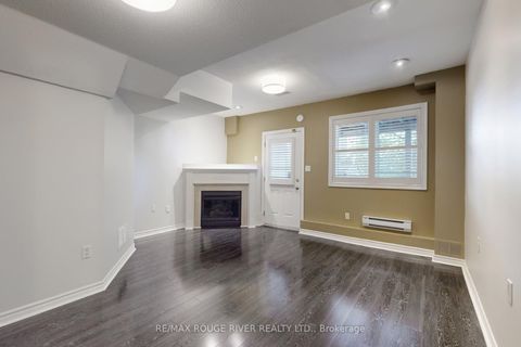 Photo 32 at 20 Rodeo Court, Newtonbrook West, Toronto