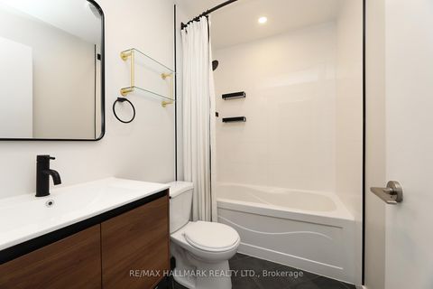 Photo 5 at 817 - 33 Mill Street, Waterfront Communities C8, Toronto Photo 5 at 817 - 33 Mill Street, Waterfront Communities C8, Toronto