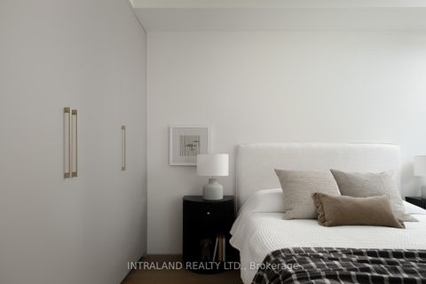 Photo 22 at 741 Richmond Street W, Niagara, Toronto