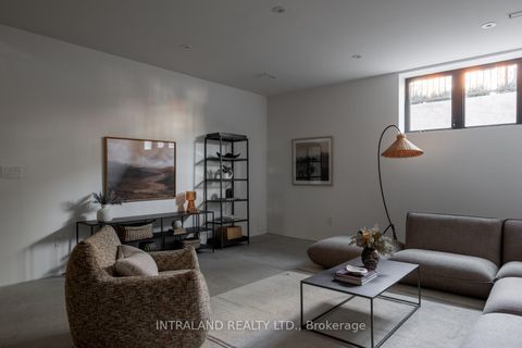 Photo 45 at 741 Richmond Street W, Niagara, Toronto