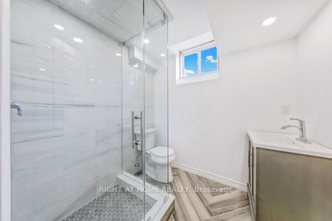 Photo 14 at 108 King William Crescent, Langstaff, Richmond Hill