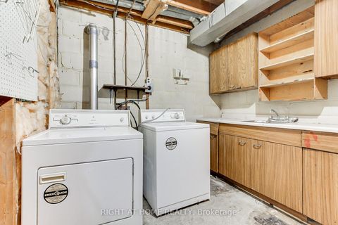 Photo 21 at 40 Kitimat Crescent, Aurora Heights, Aurora