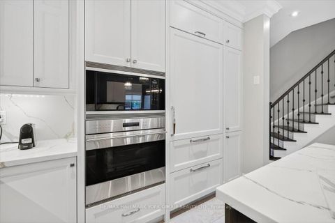 Photo 14 at 16 Woodland Trail Court, Islington Woods, Vaughan