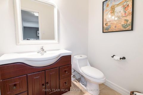 Photo 13 at 27 Garrett Crescent, North Shore, Barrie