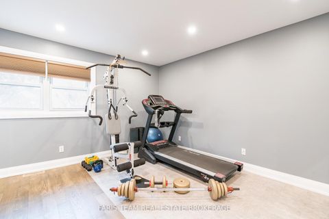 Photo 18 at 27 Garrett Crescent, North Shore, Barrie