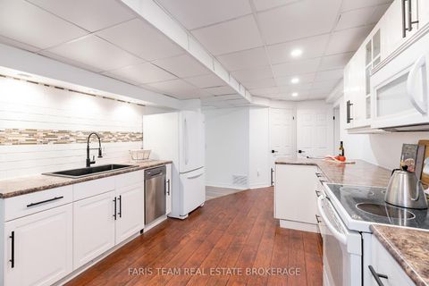 Photo 25 at 27 Garrett Crescent, North Shore, Barrie