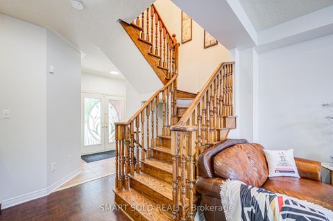 Photo 8 at 40 Tuscana Boulevard, Patterson, Vaughan