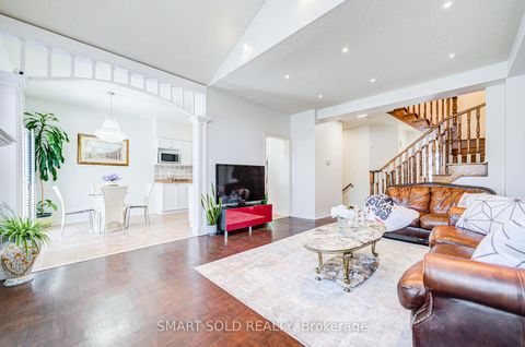 Photo 12 at 40 Tuscana Boulevard, Patterson, Vaughan