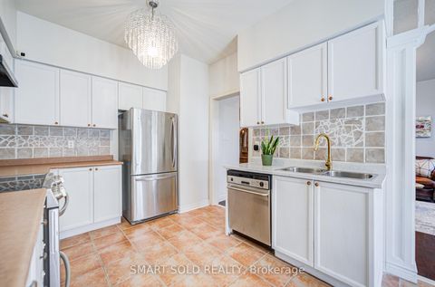 Photo 15 at 40 Tuscana Boulevard, Patterson, Vaughan